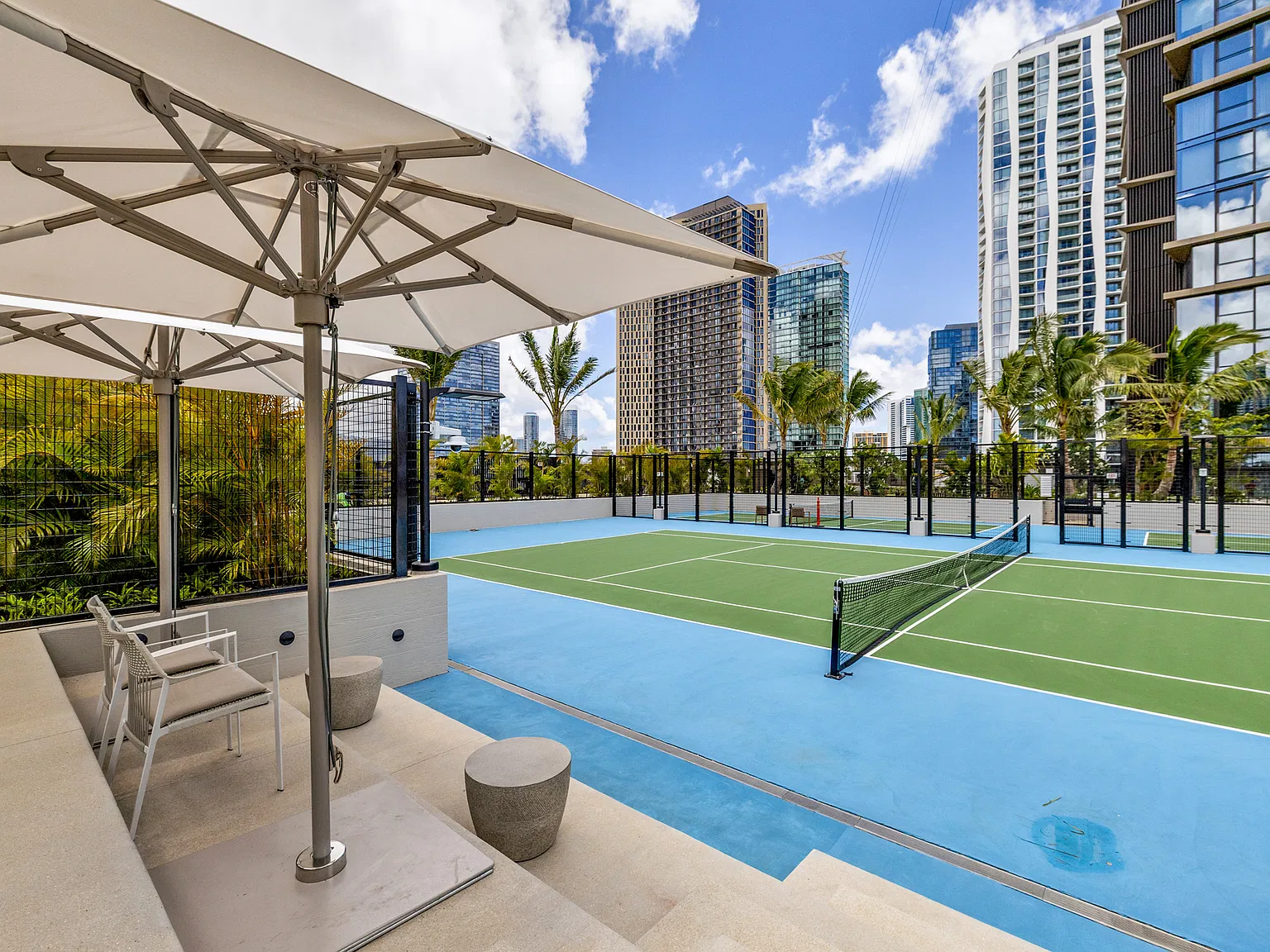 2 bed, 1169 sqft, $6,900 — Photo 4