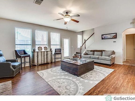 4th image of 240 Northwood Dr
