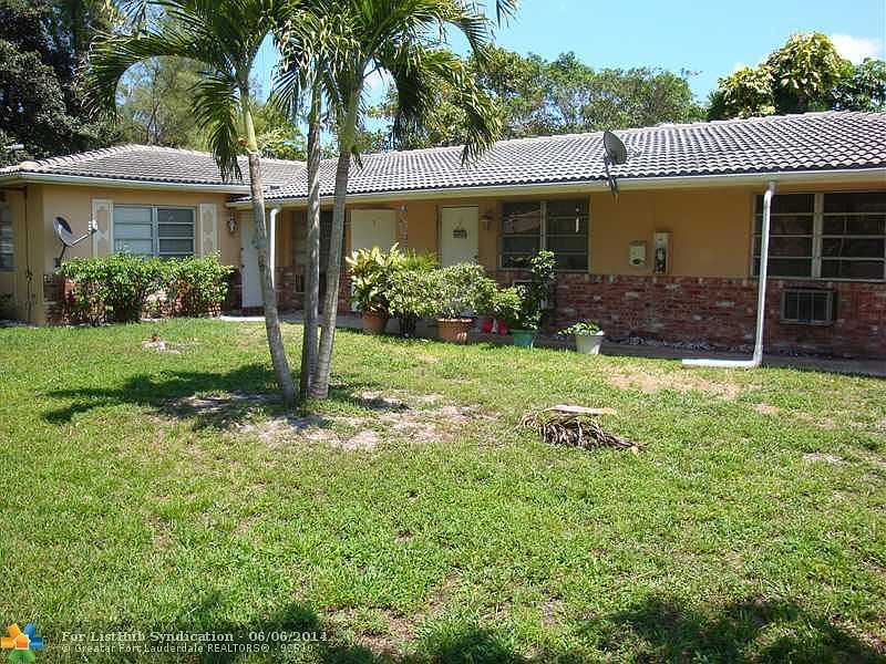 2nd image of 3761 Riverside Dr APT 3