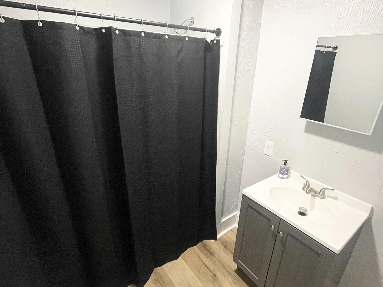 4 bed, 2.0 bath, 1854 sqft, $780 — Photo 3