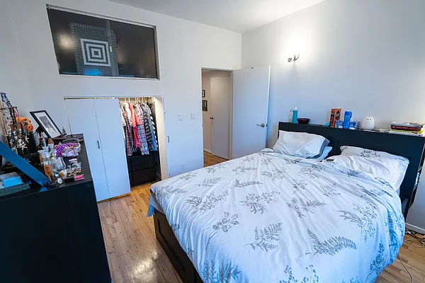 Rented by Halstead Real Estate | media 5