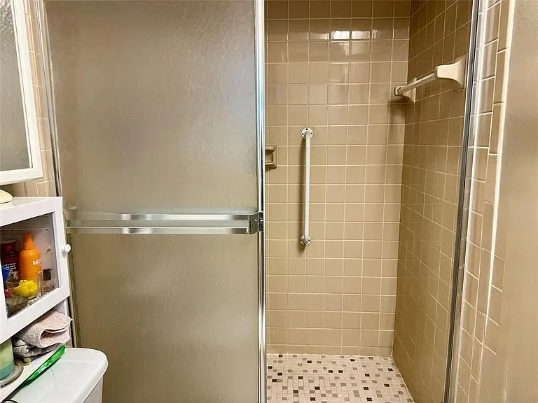 1800 SW 81st Ave #1307 — Photo 26