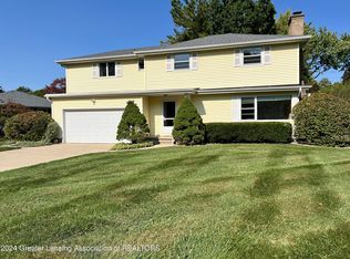 4104 Elizabeth Rd, Lansing, MI 48917