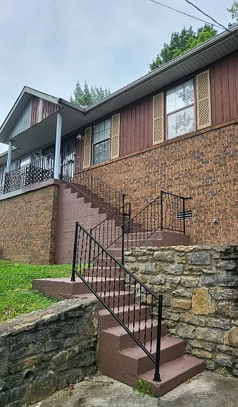 530 Phipps Dr — Photo 1