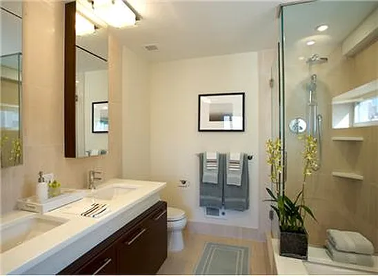 Rented by Warburg | media 9