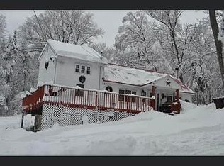 31 Sycamore Rd, Woodford, VT 05201