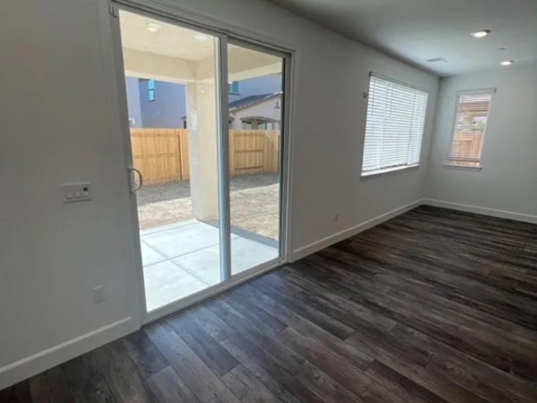 4049 Sprout St — Photo 14