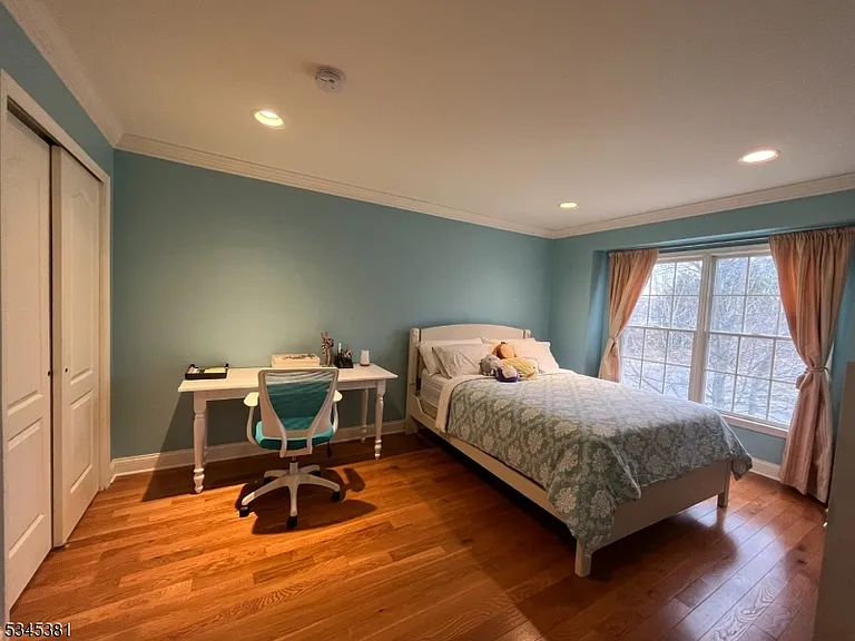 43 Georgetown Ct — Photo 9