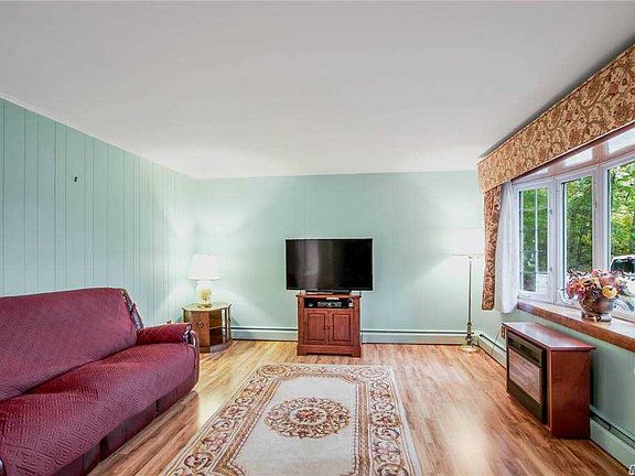 2nd image of 79 Belleview Ave