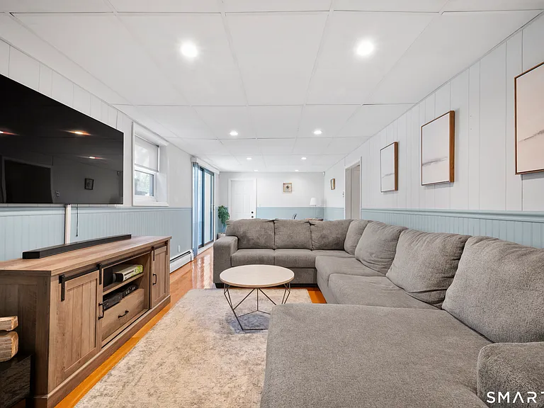 24 Heather Ln — Photo 17