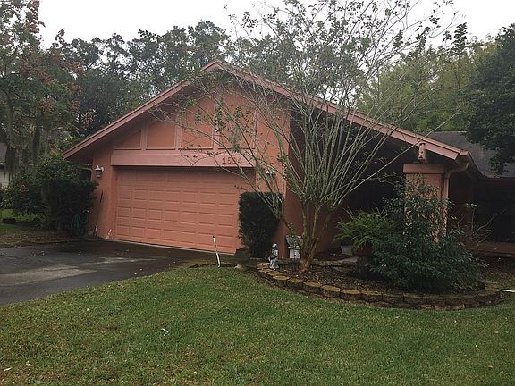 3rd image of 1504 Teakwood Dr