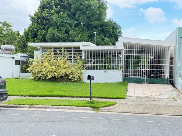 V3 Calle Harding URB. PARKVILLE, GUAYNABO, PR 00969