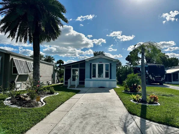 256 Bainbridge Dr, Nokomis, FL 34275