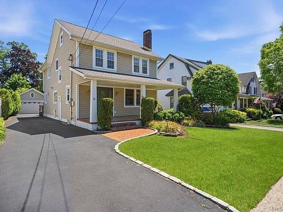 2nd image of 12 Davison Avenue