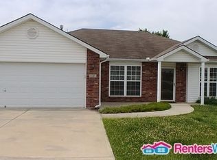 735 Carlisle Dr, Raymore, MO 64083
