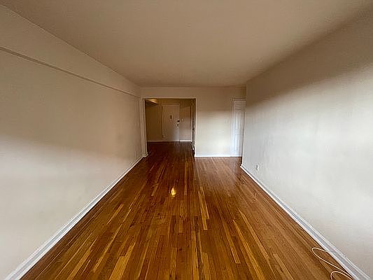 5th image of 27-03 30th Ave #6