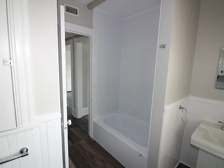 16 Main St #2N — Photo 33