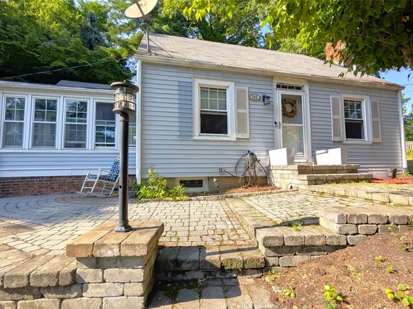 222 Gidney Avenue, Newburgh, NY 12550