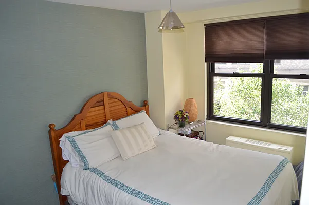 Rented by Owner | media 12