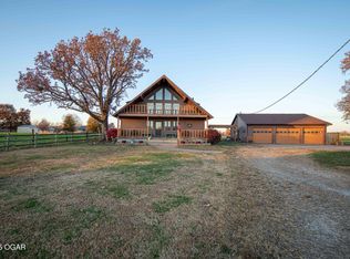 282 SE 10th Rd, Lamar, MO 64759