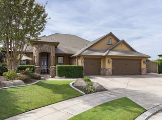 1968 N Elm Ave, Clovis, CA 93619