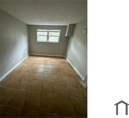 2851 Sophia St #3 — Photo 17