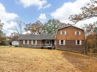 926 Cherokee Trl, Anniston, AL 36206