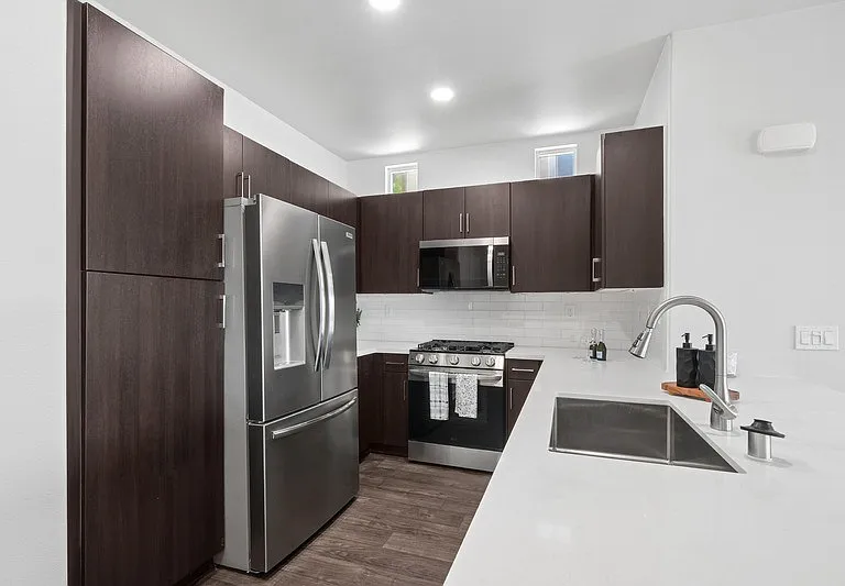 Casa Lago Eastlake — Photo 10