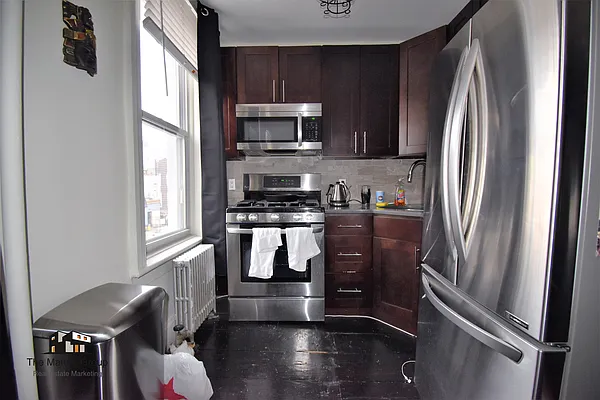 Rented by Bold New York | media 6