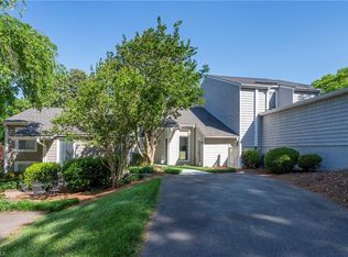 171 Golfview Dr, Advance, NC 27006
