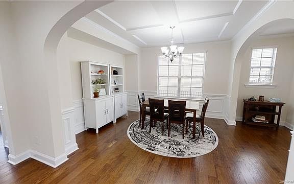 3rd image of 201 Blossom Ridge Dr