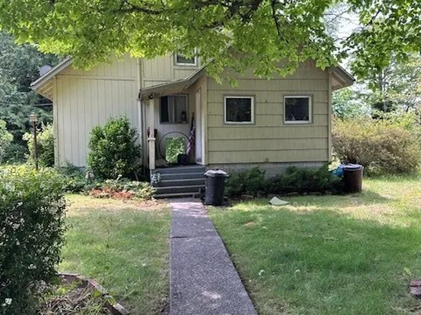 3658 NW Mountain View Road, Poulsbo, WA 98383