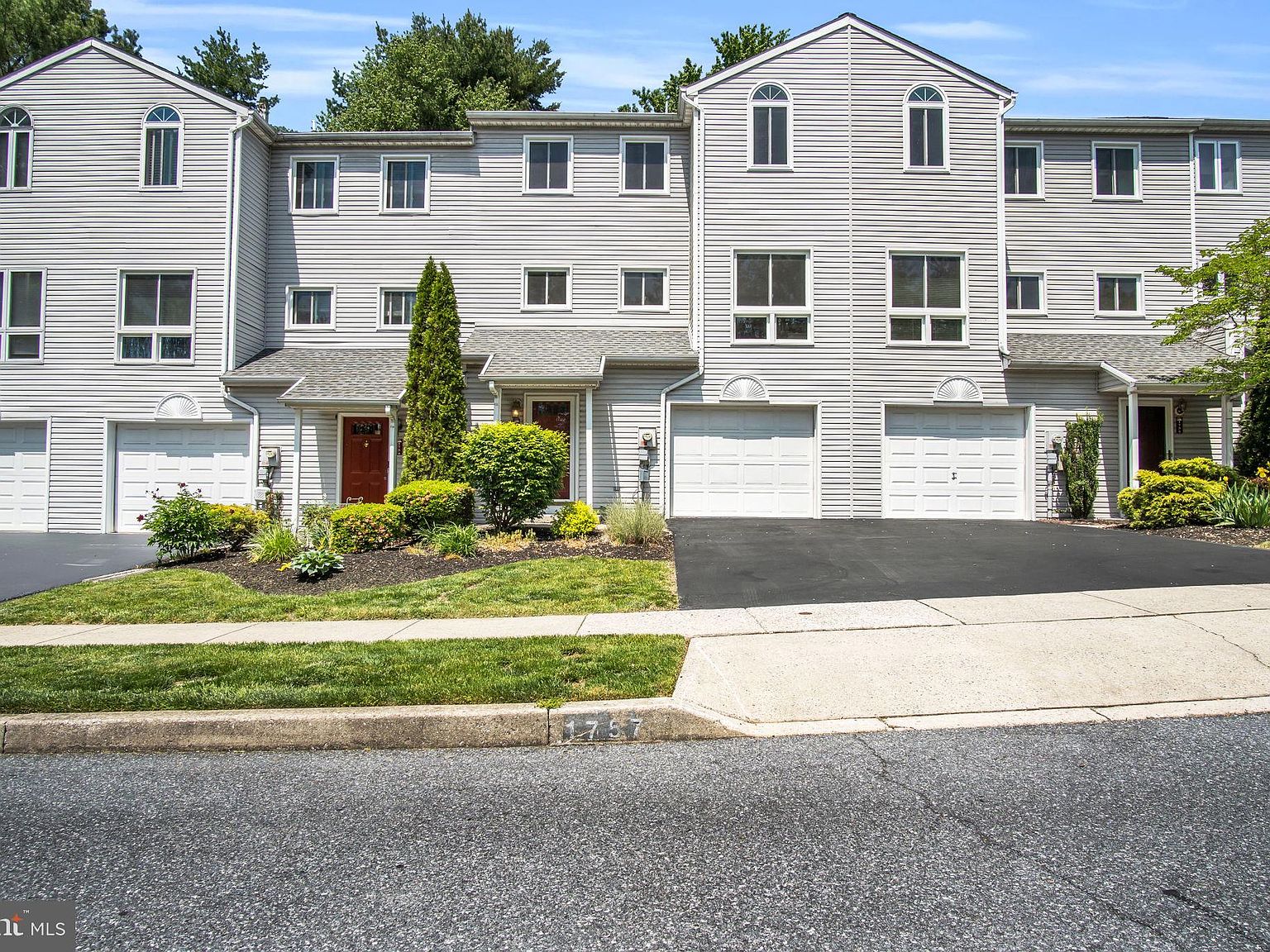 1757 Creek Vista Dr, New Cumberland, PA 17070 | Zillow