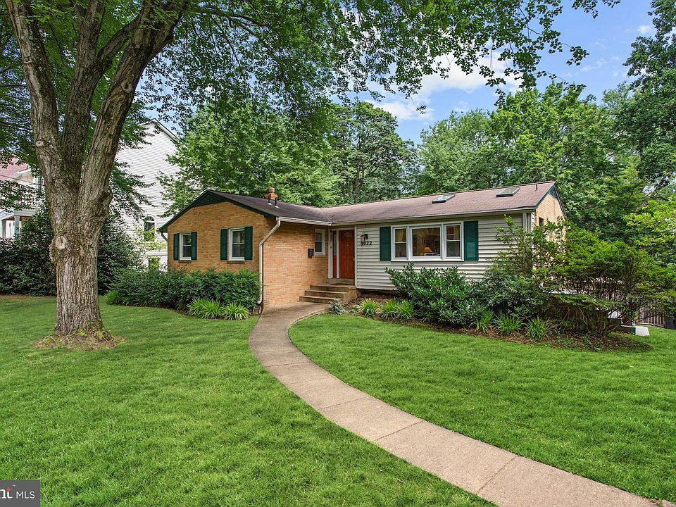 2nd image of 9022 Dellwood Dr