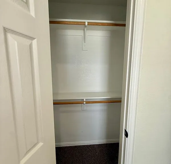 309 Catherine St — Photo 27