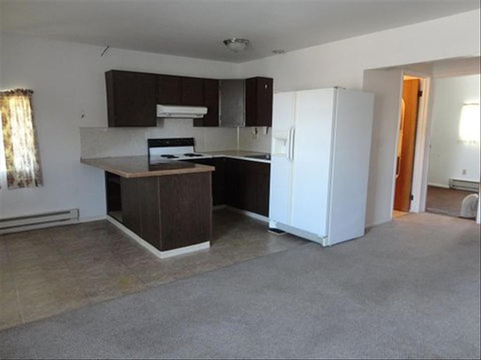 2nd image of 1238 Grelle Ave