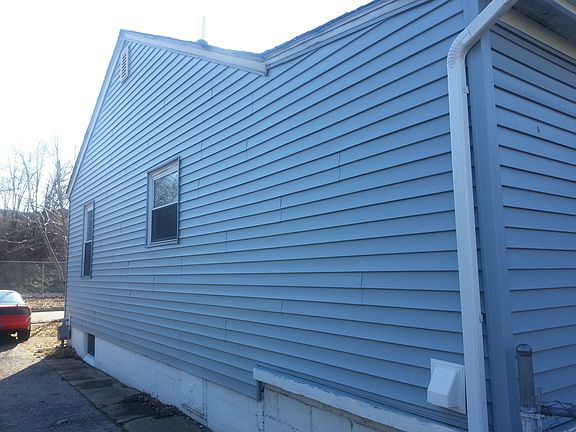 3rd image of 2718 W 20th St