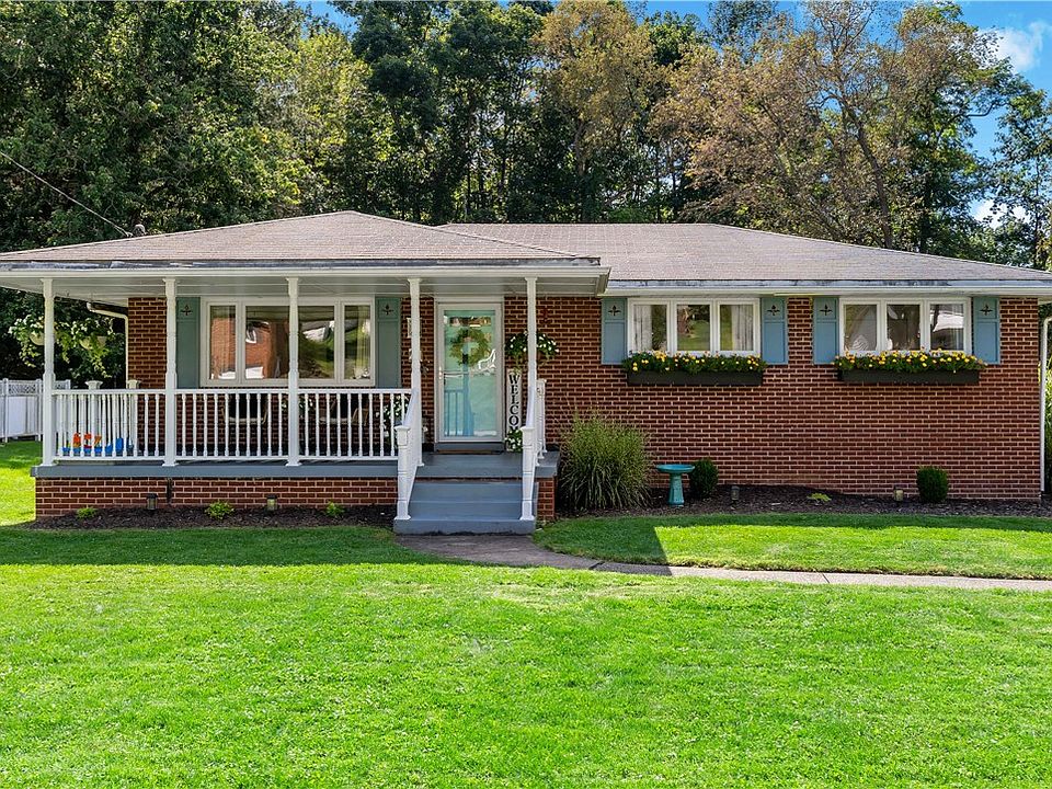 1st image of 21 Cario Dr
