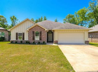 3131 Oak Bnd, Tyler, TX 75707