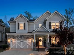 9527 Spurwig Ct, Charlotte, NC 28278
