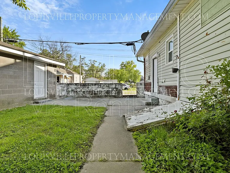 3339 Taylor Blvd #3 — Photo 17