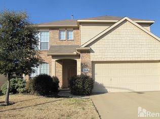 1124 Blackburn Dr, Fort Worth, TX 76120