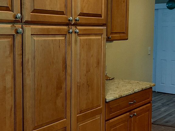 Kitchen pantry