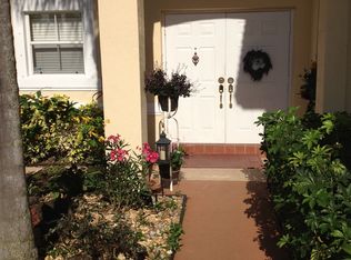 6802 Las Colinas Ct, Lake Worth, FL 33463