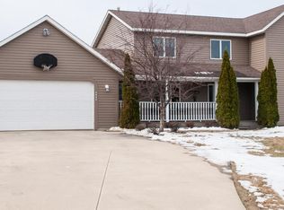 5826 Colonial Ln SE, Rochester, MN 55904