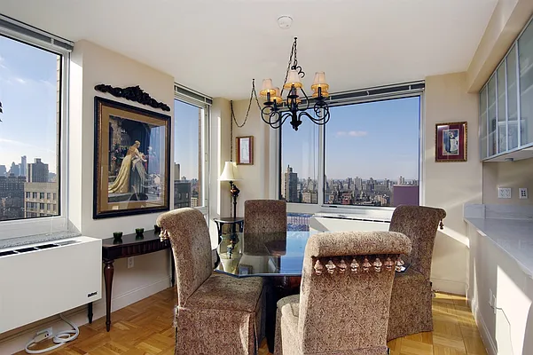 Sold by Corcoran | media 14