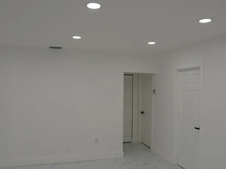 16012 NW 2nd Ave #16012 — Photo 2