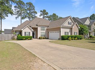 3929 Quarry Hollow Dr, Fayetteville, NC 28306