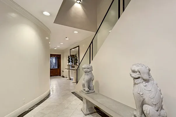 Sold by Corcoran | media 3