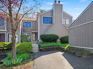 9910 Timbers Dr, Cincinnati, OH